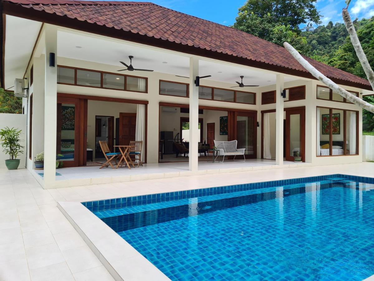 Villa Meranti - Spacious Private Pool Villa Pantai Cenang  Exterior foto